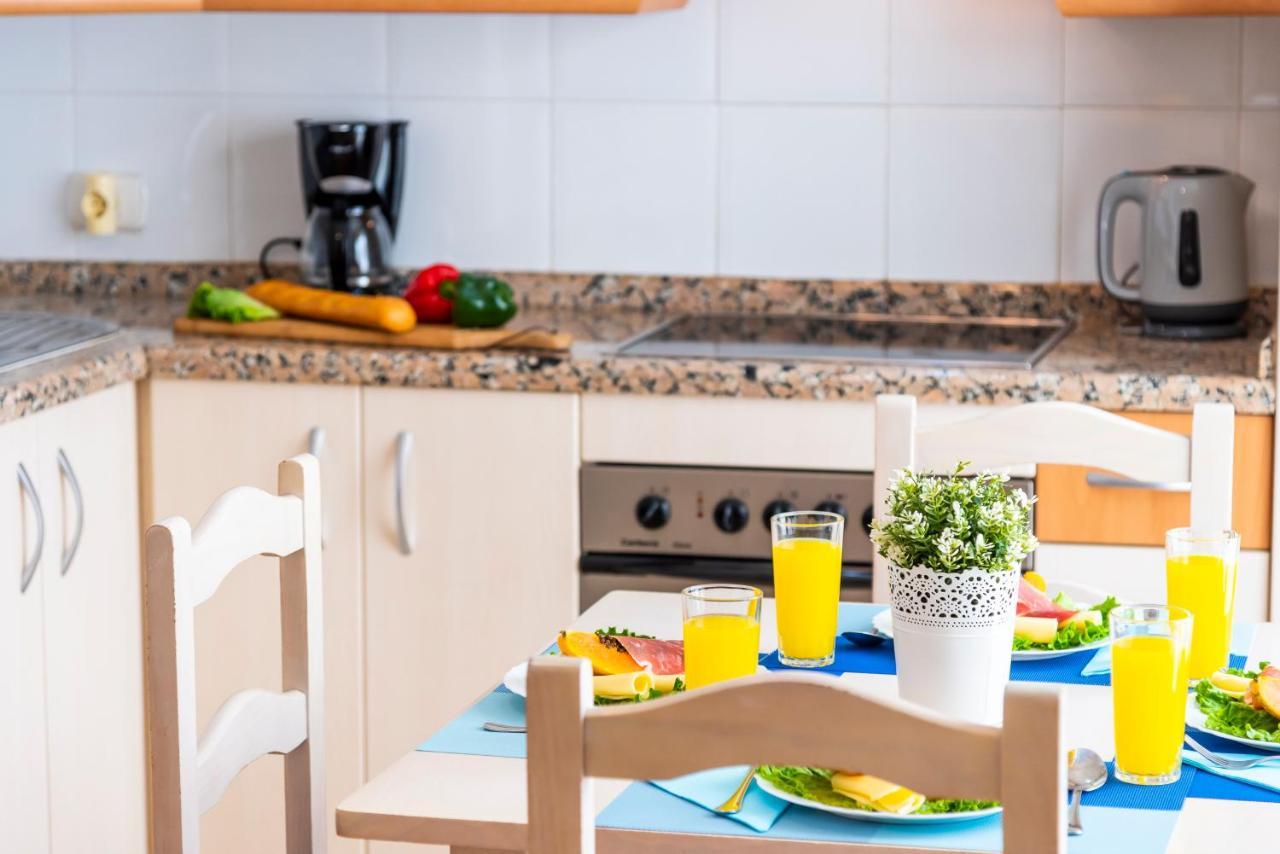 17 Los Cristianos Central By The Beach ,Wifi อาโรนา ภายนอก รูปภาพ